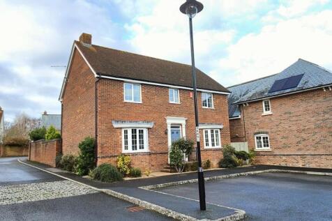 Kenelm Close Sherborne 4 bed detached house for sale