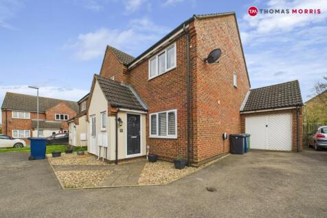 Orchard Close, Huntingdon PE28 3 bed semi