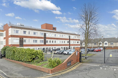 Collingwood Road, Witham, CM8 1 bed apartment for sale