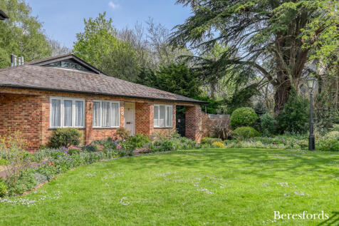 2 bedroom bungalow for sale