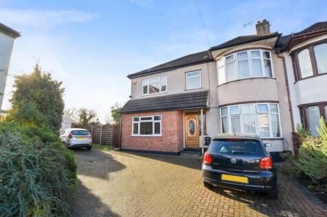 5 bedroom semi-detached house for sale