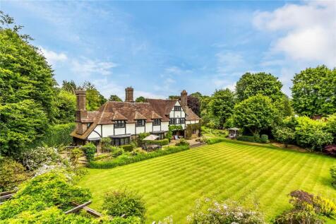 Park View Road, Woldingham, Surrey, CR3 7 bed detached house for sale