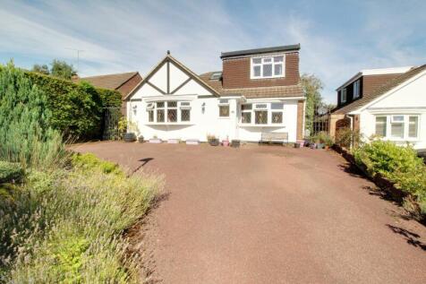 Brookside Crescent, Cuffley EN6 3 bed detached bungalow for sale