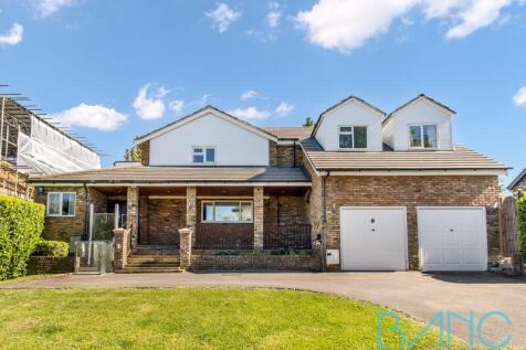 Bradgate Close, Cuffley EN6 5 bed detached house for sale