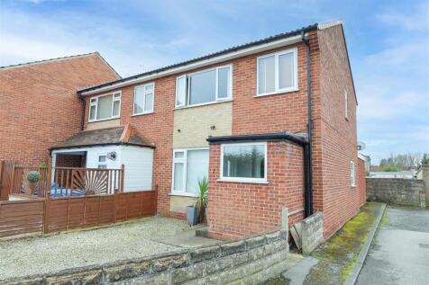 Bondgate Green Close, Ripon 3 bed end of terrace house for sale