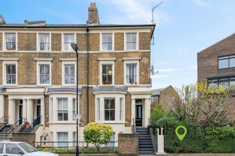 Gore Road, London 1 bed flat for sale