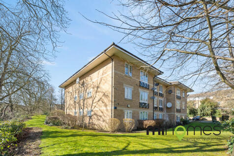 Winterburn Close, London 1 bed flat for sale
