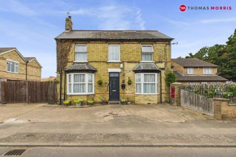 Hitchin Road, Biggleswade SG18 4 bed detached house for sale