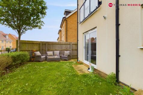 Planets Way, Bedfordshire SG18 2 bed apartment for sale
