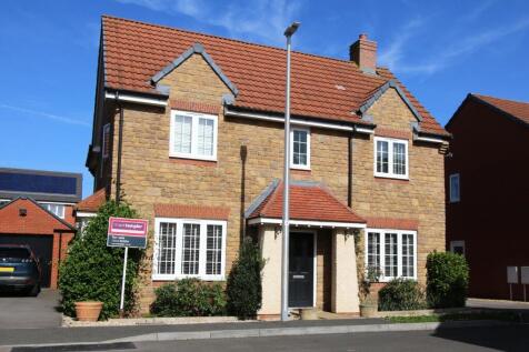 Exceptional modern family home in... 4 bed detached house for sale