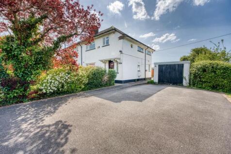 4 bedroom semi-detached house for sale