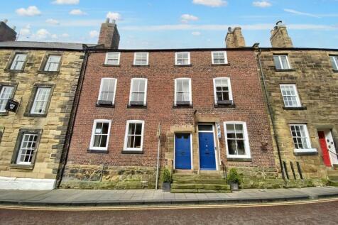 Bailiffgate, Alnwick, Northumberland... 4 bed townhouse for sale