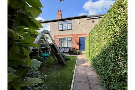 2 bedroom terraced house for sale