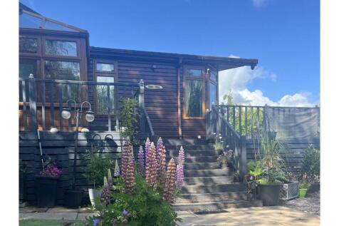 2 bedroom caravan for sale