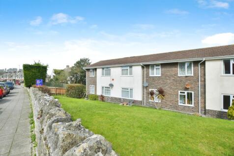 1 bedroom ground floor flat for sale
