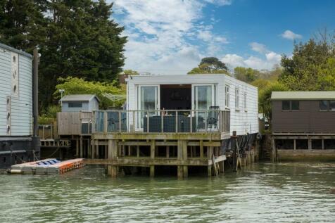 1 bedroom house boat for sale