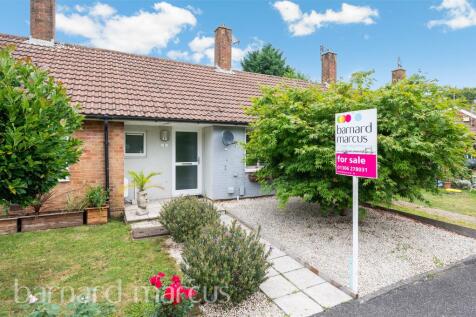 1 bedroom terraced bungalow for sale