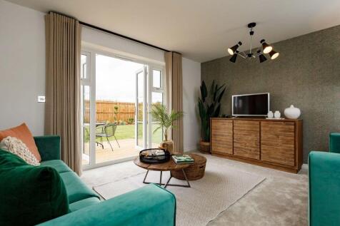 3 bedroom town house for sale