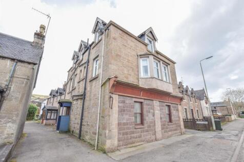 Highlander, 6 Burn Place, Dingwall 3 bed maisonette for sale