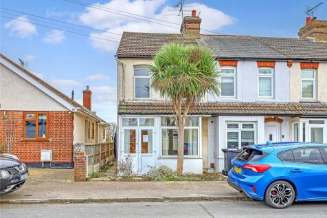 Alexandra Road, Great Wakering... 3 bed end of terrace house for sale