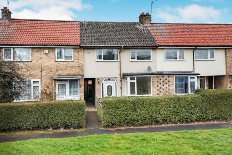 Saffrondale, Anlaby, Hull 2 bed terraced house for sale