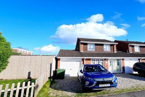 Three Elms Road, Hereford HR4 3 bed detached house for sale