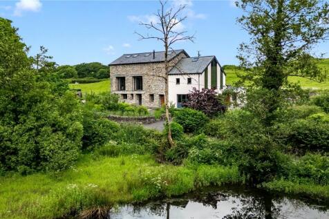 Cartmel, Cumbria LA11 4 bed detached house for sale