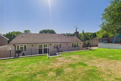 St. Michaels Close, Stoke St. Michael 3 bed detached bungalow for sale