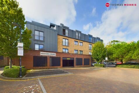 Hawkins Court, Huntingdon PE29 2 bed apartment for sale
