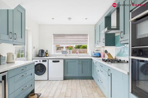 Hawthorn End, Huntingdon PE28 3 bed detached house for sale