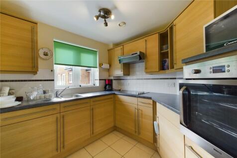 Goodes Court, Hertfordshire SG8 1 bed apartment for sale