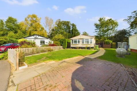 2 bedroom detached house for sale