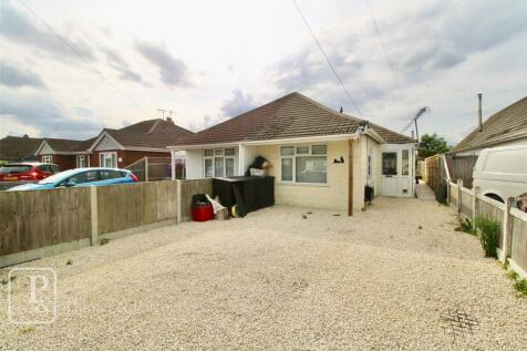 2 bedroom bungalow for sale