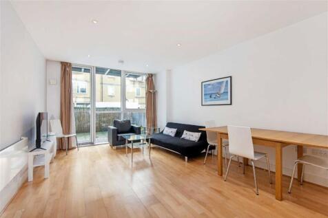 Times Square, London E1 2 bed flat for sale