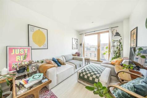 Kingsland Road, London E2 1 bed flat for sale