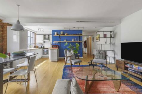 Boyd Street, London E1 2 bed flat for sale