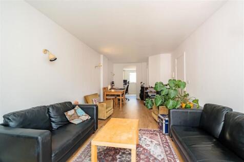 Coke Street, London E1 2 bed flat for sale