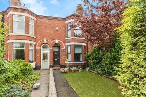 4 bedroom terraced house for sale
