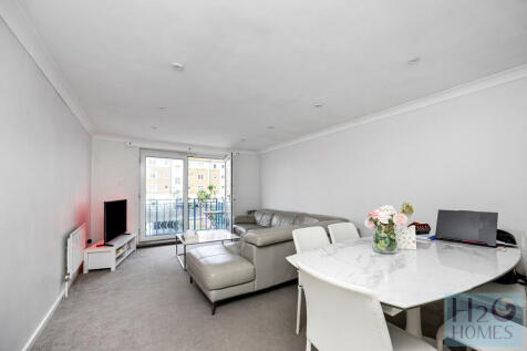 Britannia Court, Brighton Marina... 2 bed apartment for sale