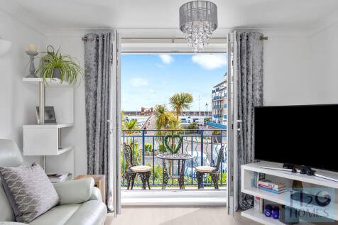 Hamilton Court, Brighton Marina Village 2 bed apartment for sale