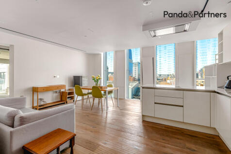 3 bedroom flat for sale