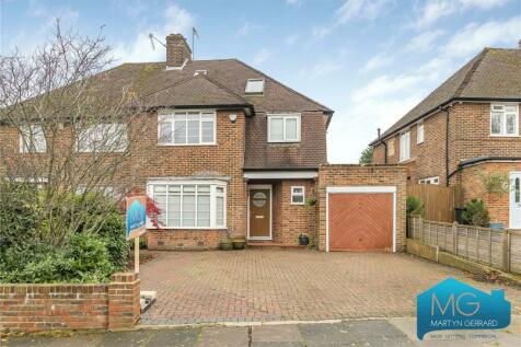 4 bedroom semi-detached house for sale