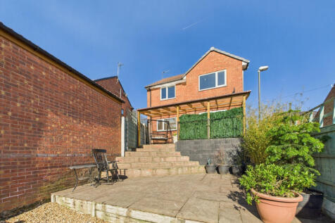 Tibshelf DE55 3 bed detached house for sale