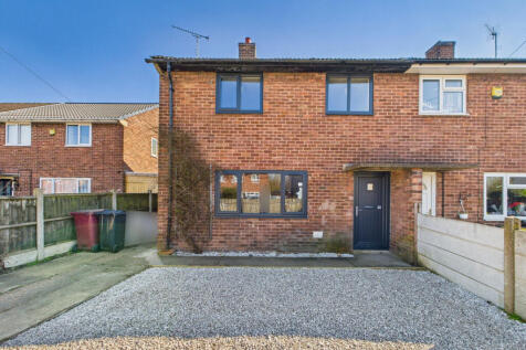 3 bedroom semi-detached house for sale