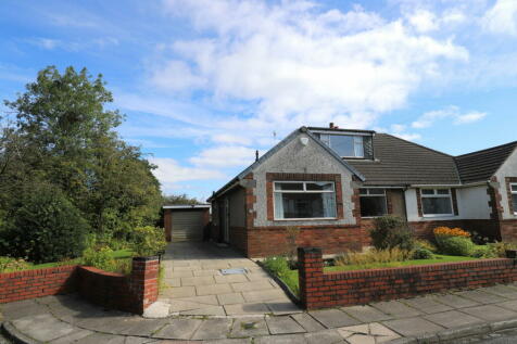 4 bedroom semi-detached bungalow for sale