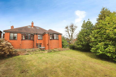 3 bedroom detached bungalow for sale