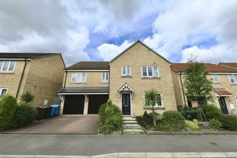 5 bedroom detached house for sale