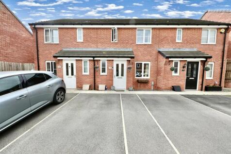 Wheatley Drive, Cottingham 3 bed terraced house for sale