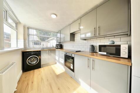 Wold Road, Hull 3 bed terraced house for sale