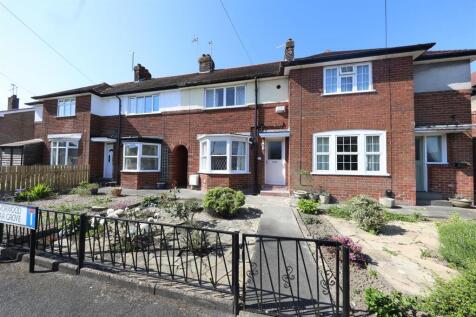 Norwood Far Grove, Beverley 2 bed terraced house for sale
